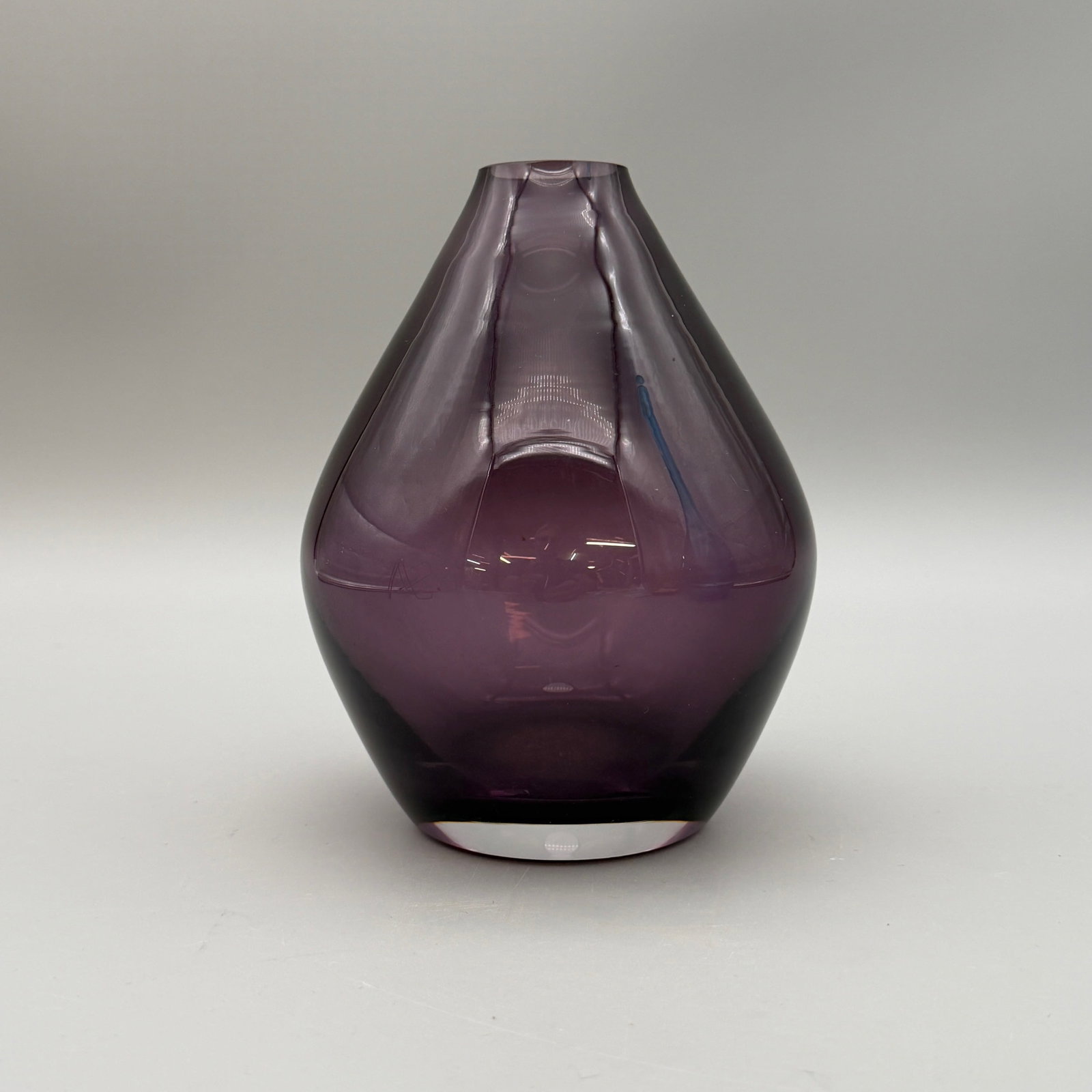 Three Art Glass Vessels - 10