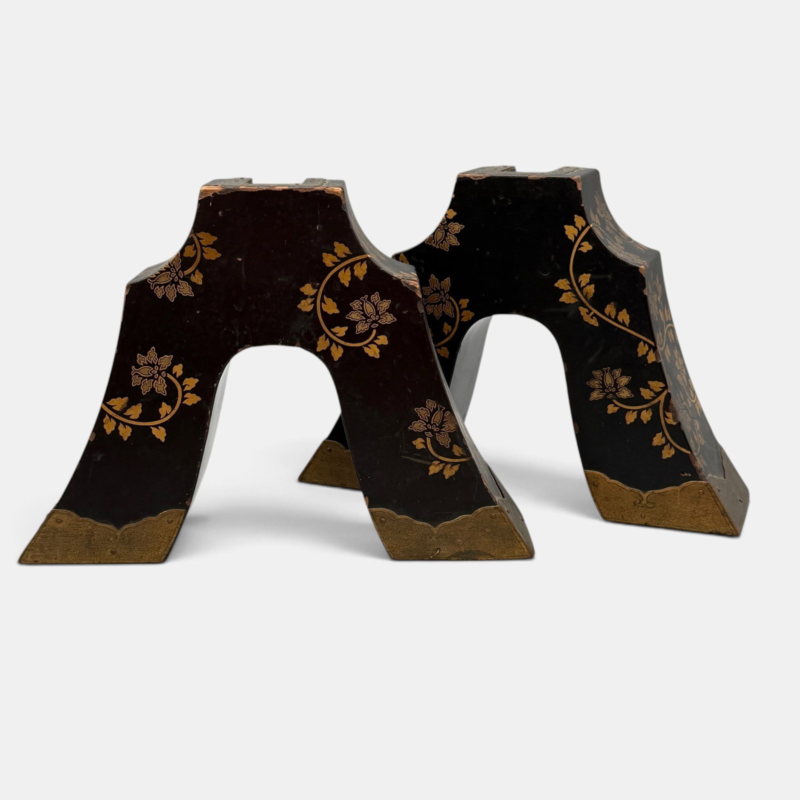 Japanese Lacquer Stand, Meiji Period: Brass and lacquer pairs of feet. Height of each: 7"