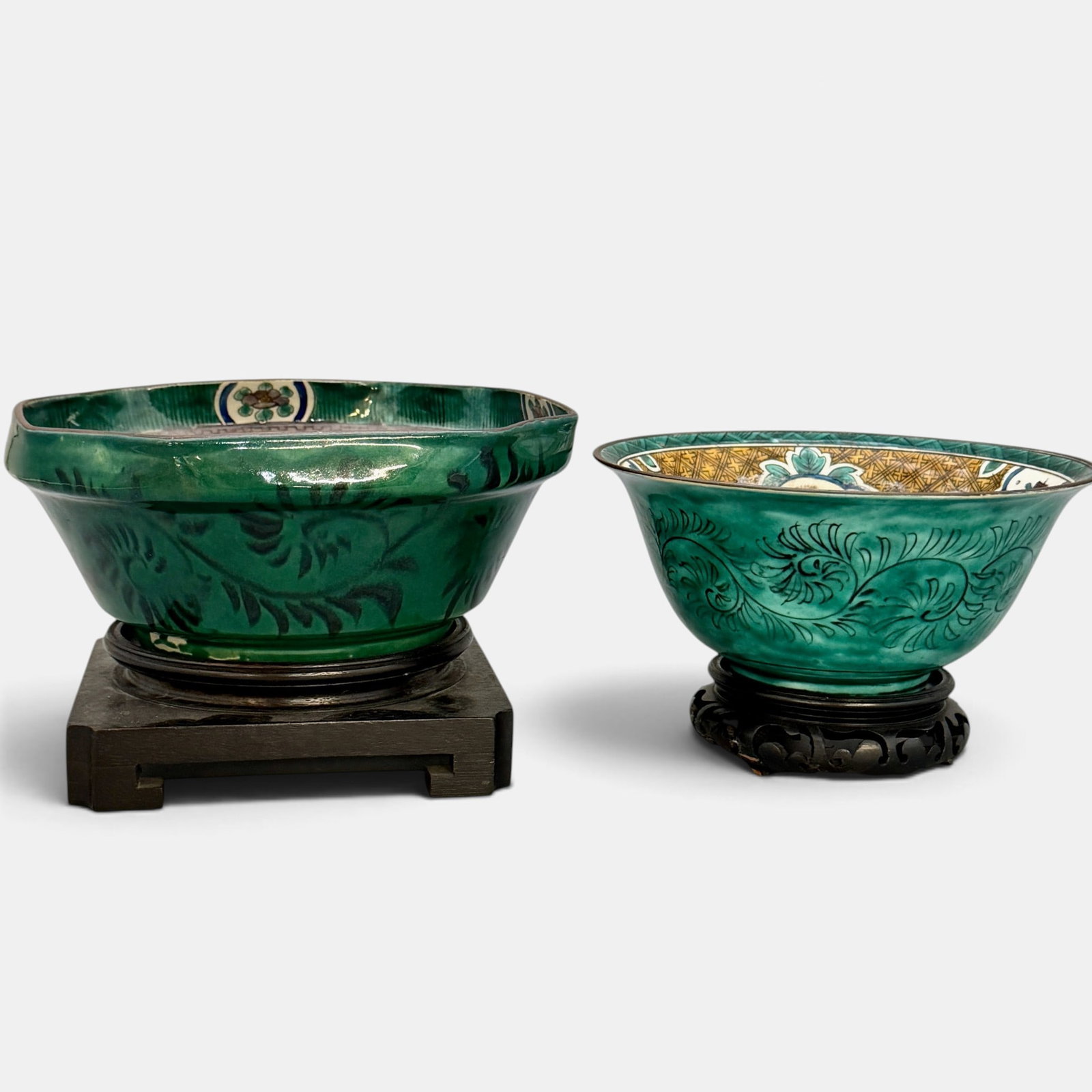 Pair of Chinese Bowls for the Middle Eastern Market (1 of 11)