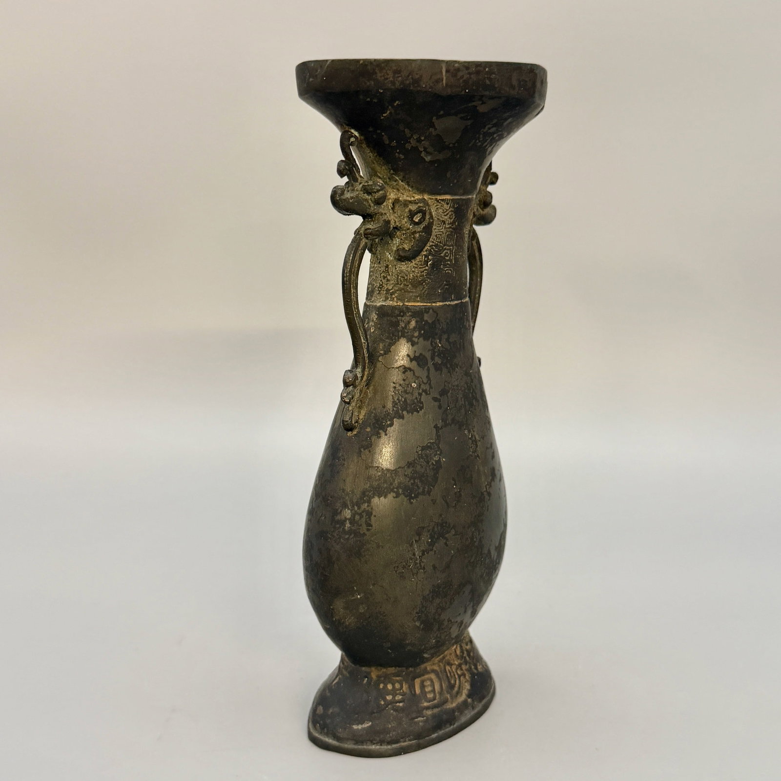Qing Dynasty Bronze Vase - 3