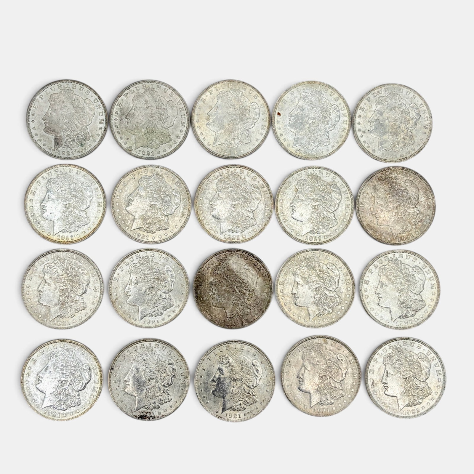 Collection of 20 Early Morgan Dollars: All dated 1921, no mint marks. Most with nice luster.