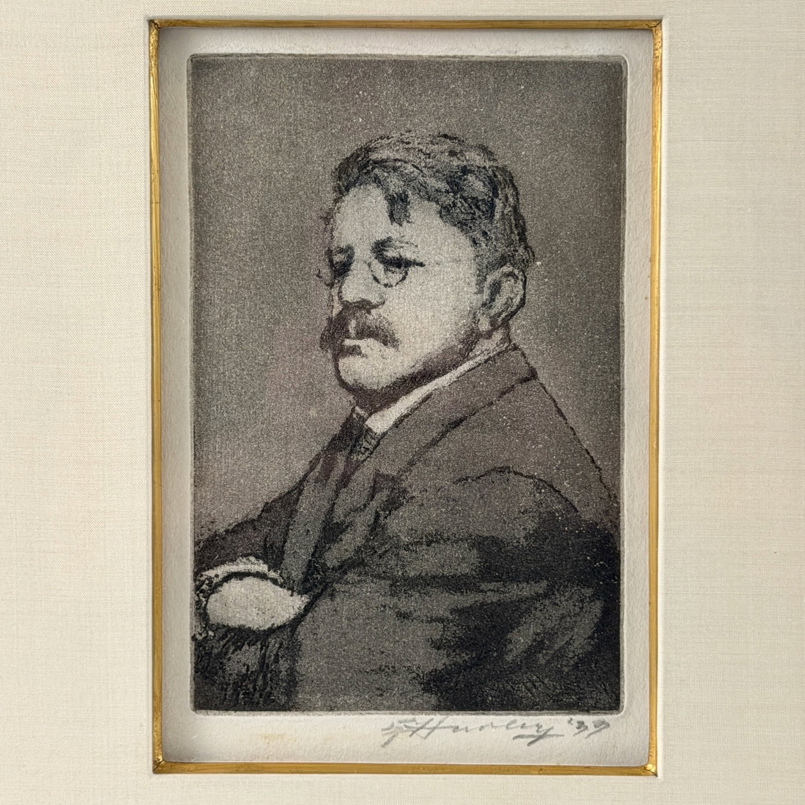 E.T. Hurley etching of Frank Duveneck, 1933.: Rare E.T. Hurley (1869-1950) lithograph of Frank Duveneck done in 1933. Duveneck was Hurley's mentor at the Cincinnati Art Academy and the man who encouraged Hurley to take up etching and print making