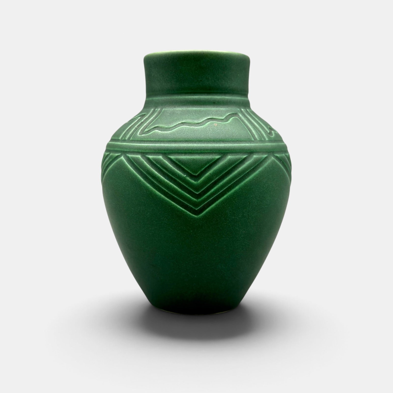 Rookwood Z-line vase, 1905. (1 of 3)