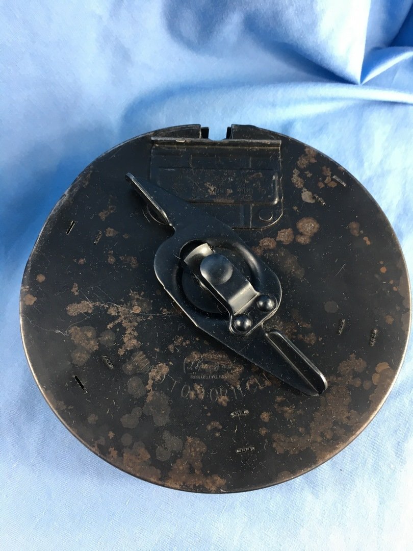 Original Tommy Gun Magazine type L .45 50 round Drum: Tommy Gun Magazine type L .45 7"x6.5"We Can't ship to the following States. Colorado ConnecticutHawaiiMaryland MassachusettsNew JerseyNew YorkVermontWashington DC