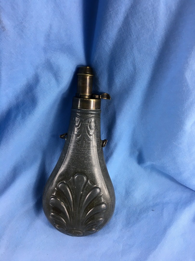 Zinc Gun powder flask: Cool Zinc Gun Powder Flask, 8.75" x 4"
