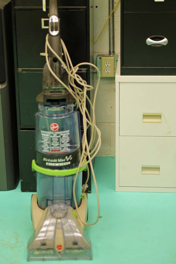 Hoover Steam Vac V2 with Rinse (1 of 2)