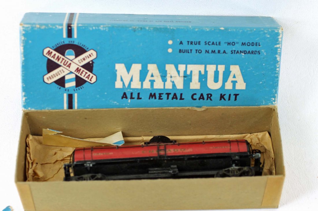 Mantua HO Scale Chicago Tank Car (1 of 2)