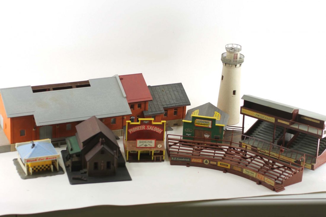 Lot of Plastic Buildings for HO Scale Model Railroads (1 of 4)