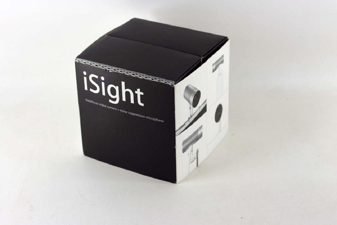 iSight Autofocus Video Camera and Noise Suppression (1 of 3)