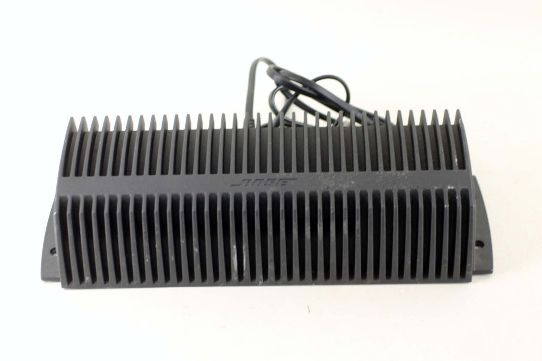 Bose Lifestyle SA2 Amplifier (1 of 3)