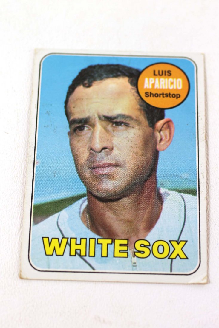 1969 Topps Baseball Card #75 Luis Aparicio (1 of 2)