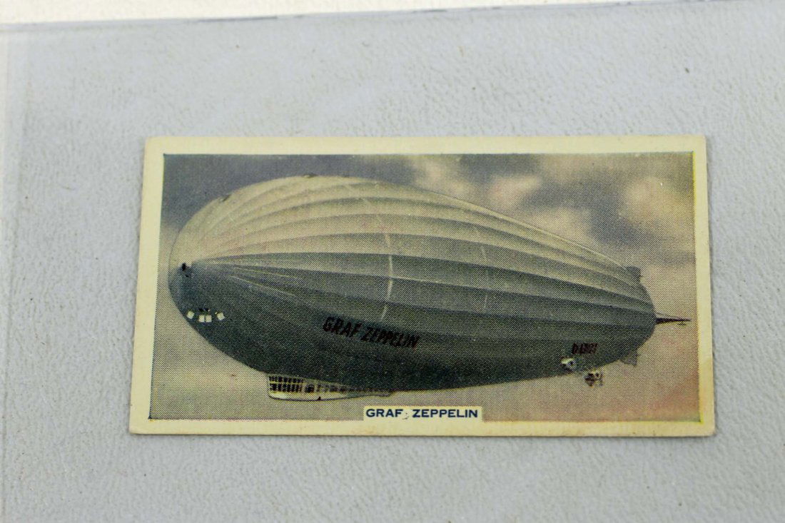 Graf Zeppelin Tobacco Card: Graf Zeppelin Tobacco Card No 9 in the first series of This Mechanized Age from Godfrey Phillips LTD