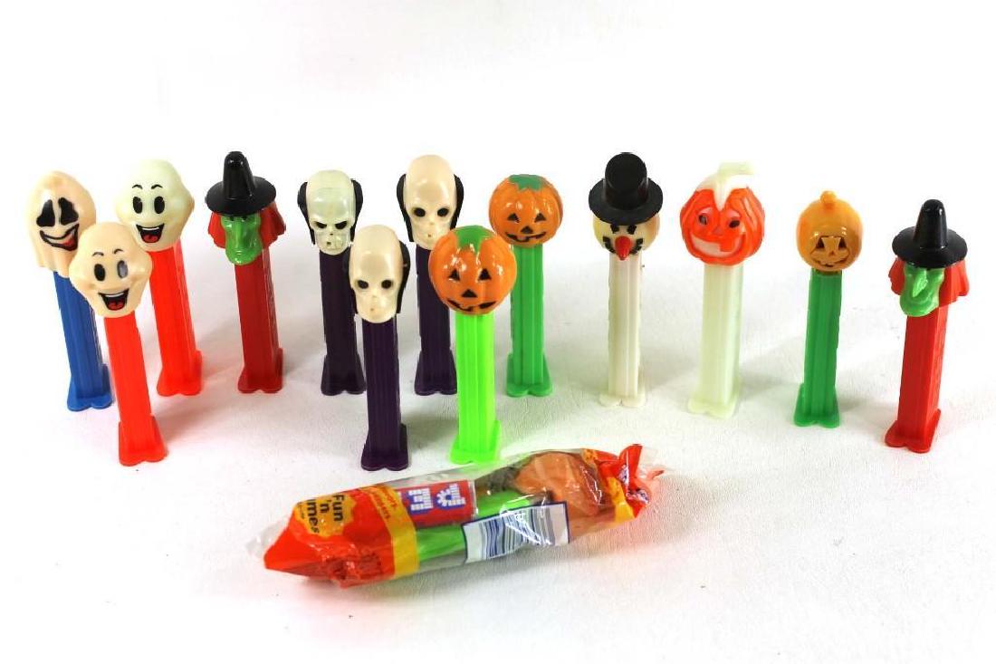 Lot of 14 Halloween Pez Dispensers (1 of 2)
