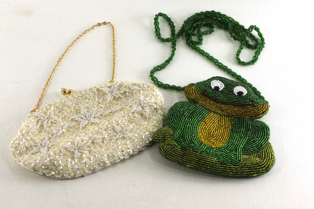 Lot of 2 Beaded Purses , One is a Frog (1 of 5)
