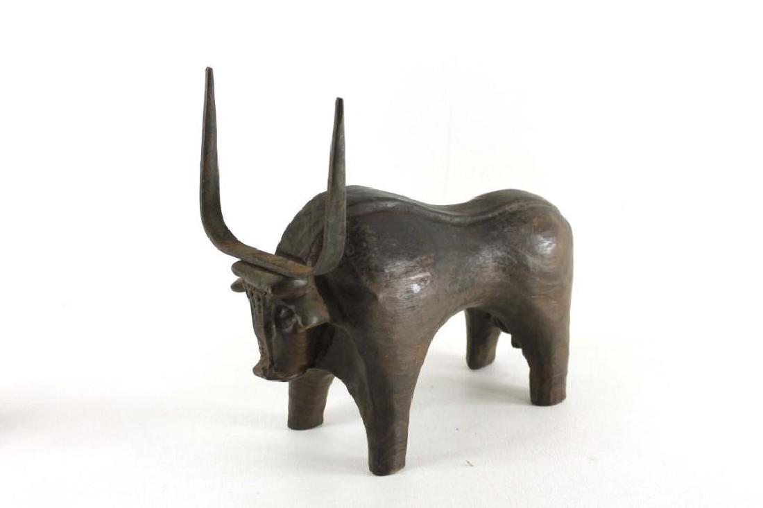 Wood Ox Carving with Cast Iron Horns: Wood Ox Carving with Cast Iron Horns