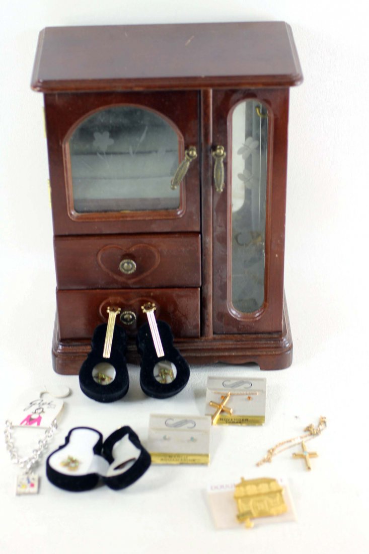 Jewelry Box with Some Costume Jewelry: Jewelry Box with Some Costume Jewelry