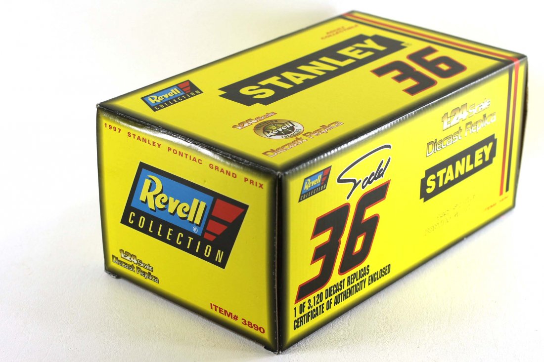 Revell 1/24 Scale #36 Stanley Todd Bodine 1997 Grand Pr: Revell 1/24 Scale #36 Stanley Todd Bodine 1997 Grand Prix Die Cast Car