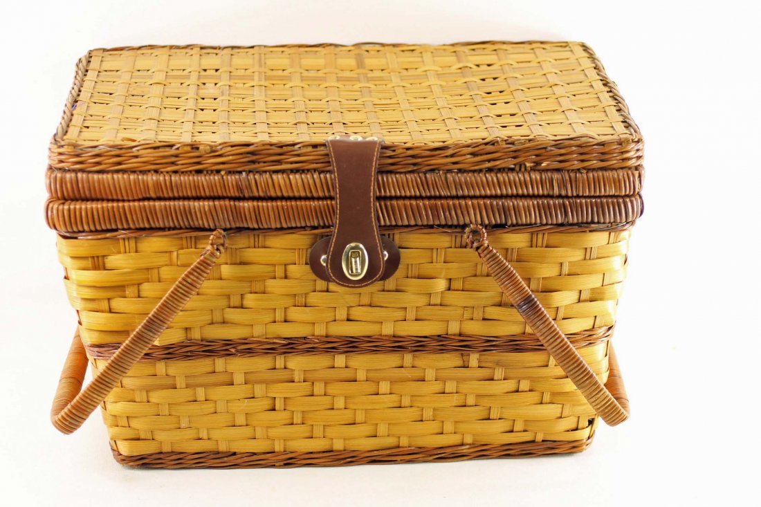 Picnic Basket Filled with Vintage Clothespins: Picnic Basket Filled with Vintage Clothespins