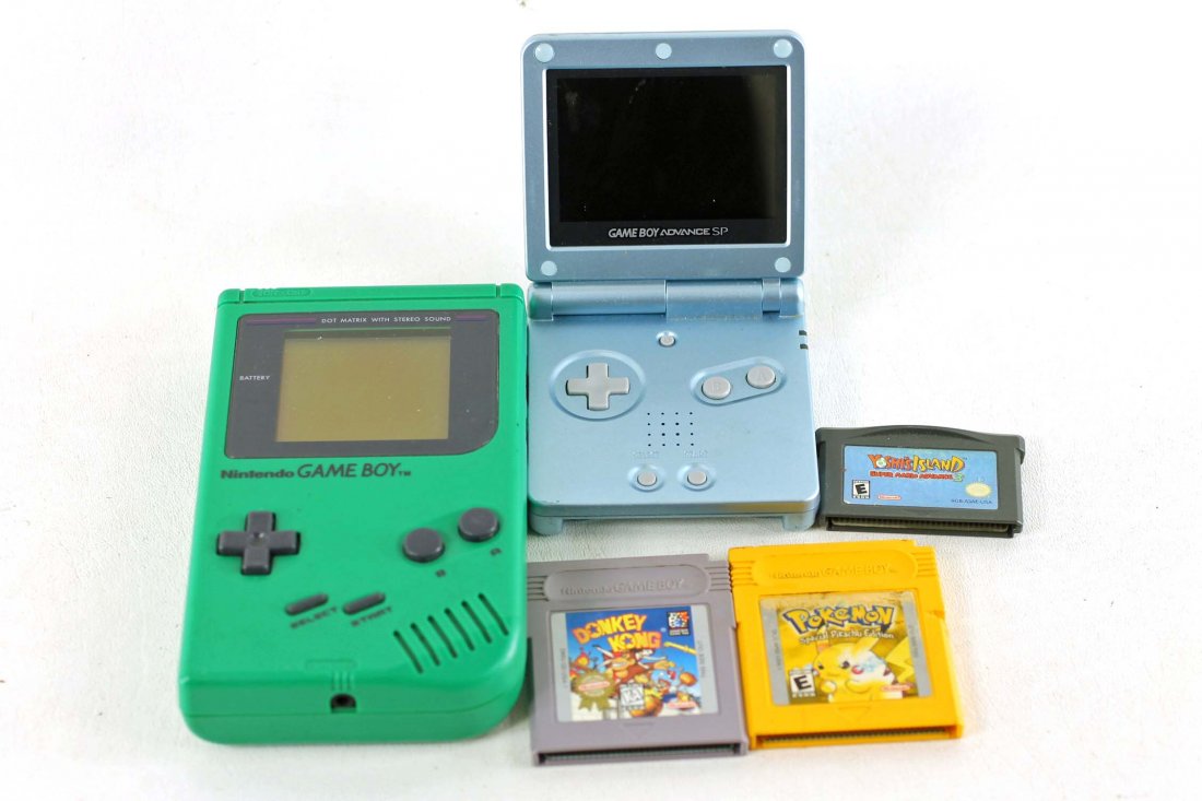 Nintendo Gameboy Lot incl Gameboy, Gameboy Advance, Pok: Nintendo Gameboy Lot incl Gameboy, Gameboy Advance, Pokemon, Donkey Kong, Yoshi's Island