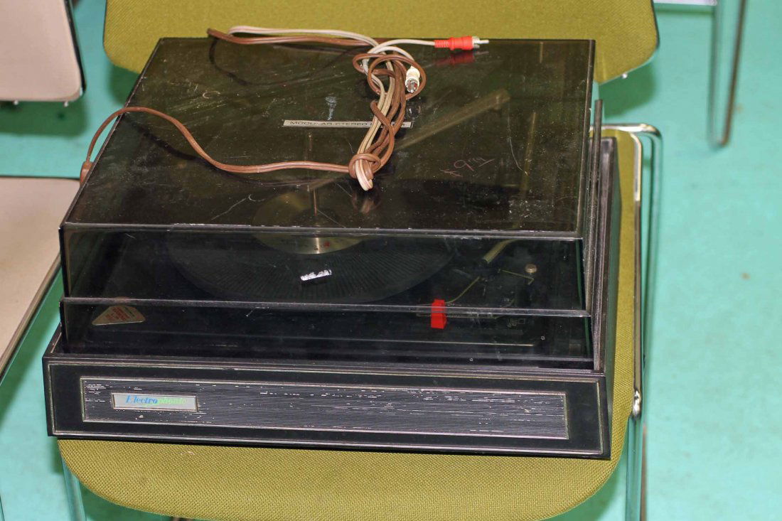 Garrard Electro Phonic Record Player or Turntable (1 of 4)