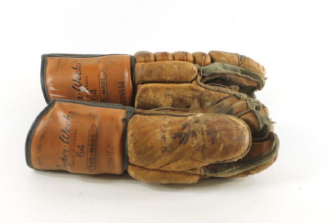 Cooper Weeks Leather Hockey Gloves: Cooper Weeks Leather Hockey Gloves