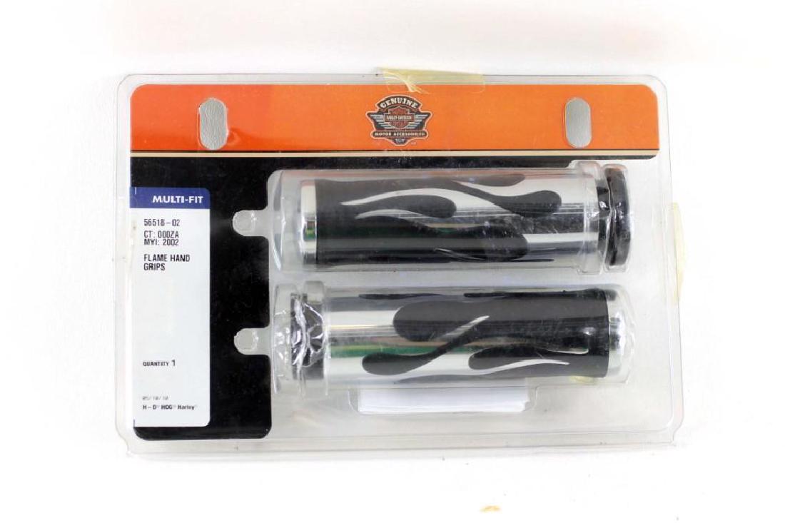 Harley Davidson Flame Hand Grips 56518-02 New in (1 of 2)