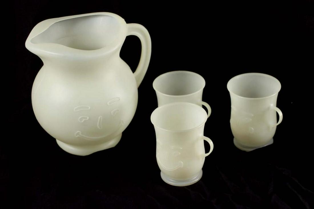 Kool Aid Man Plastic Drink Set with a Pitcher and 3 (1 of 1)