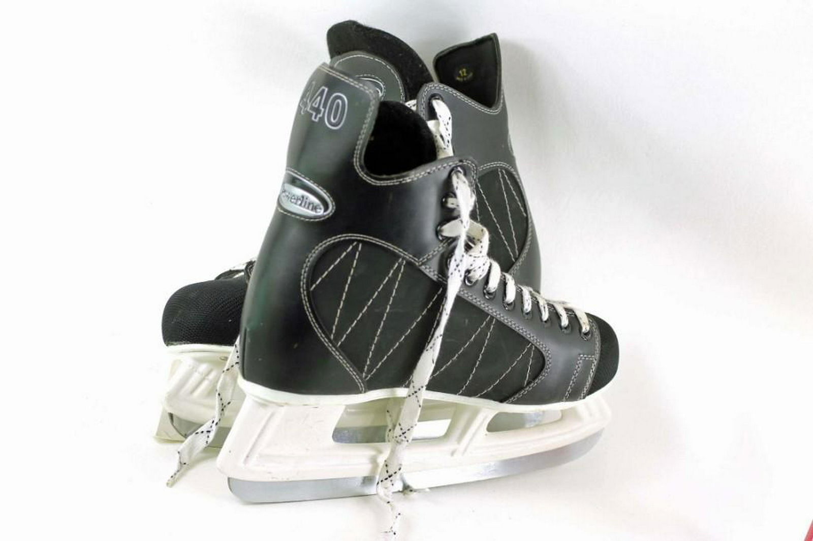 Powerline 440 Hockey Skates Size 12 (1 of 4)