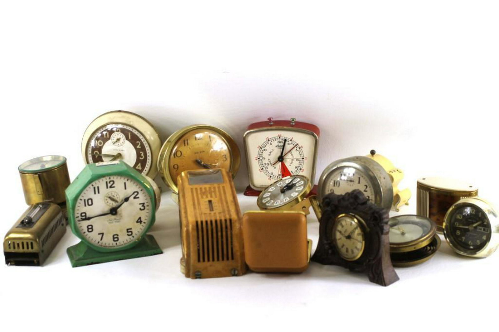 Lot of Vintage Clocks incl Westslox Big Ben , etc: Lot of Vintage Clocks incl Westslox Big Ben , etc