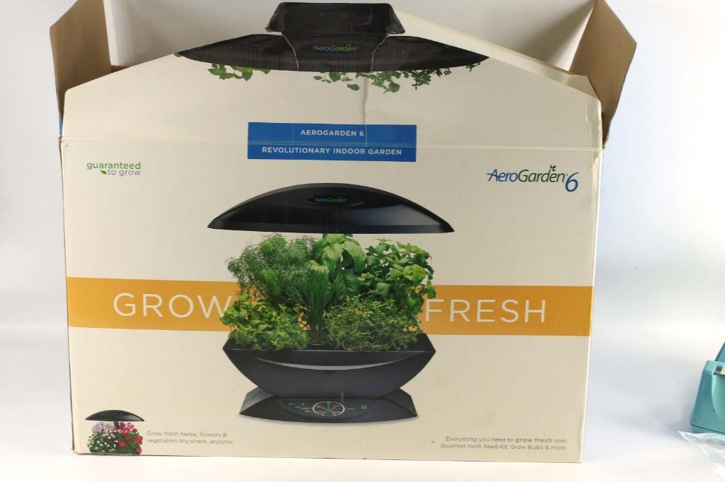 Grow Fresh Aero Garden and 2 Grown Bulbs in Original (1 of 2)