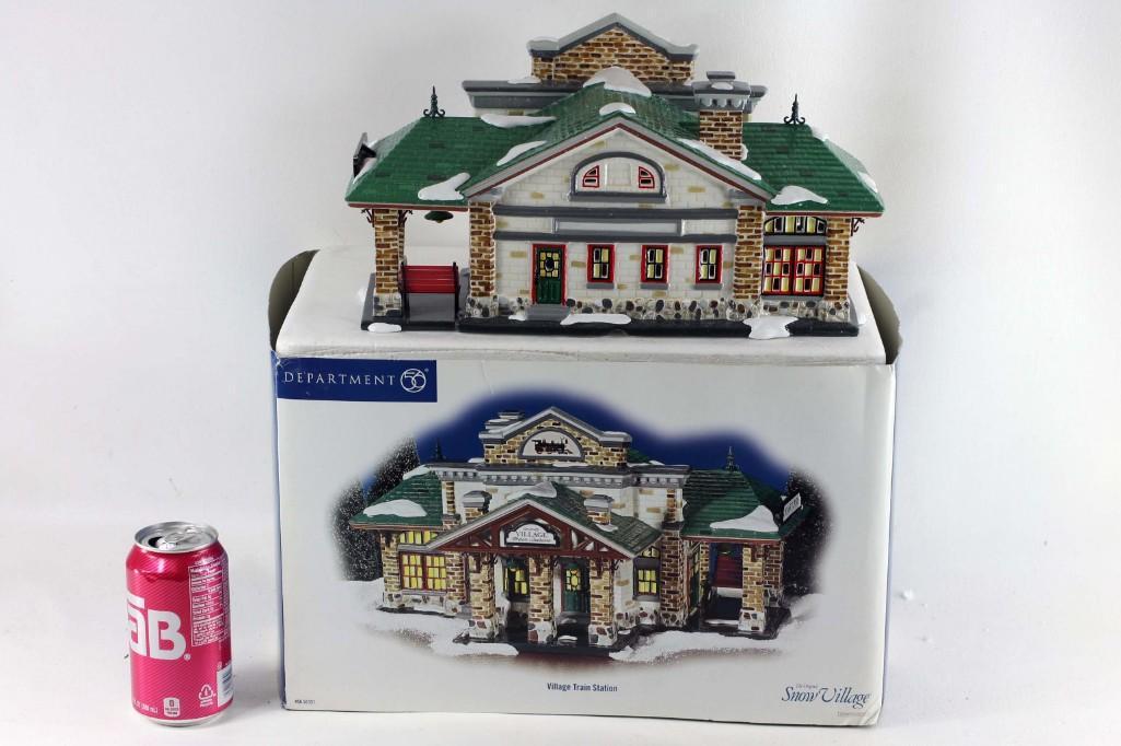 Dept 56 Village Train Station Snow Village #56.55331 (1 of 1)