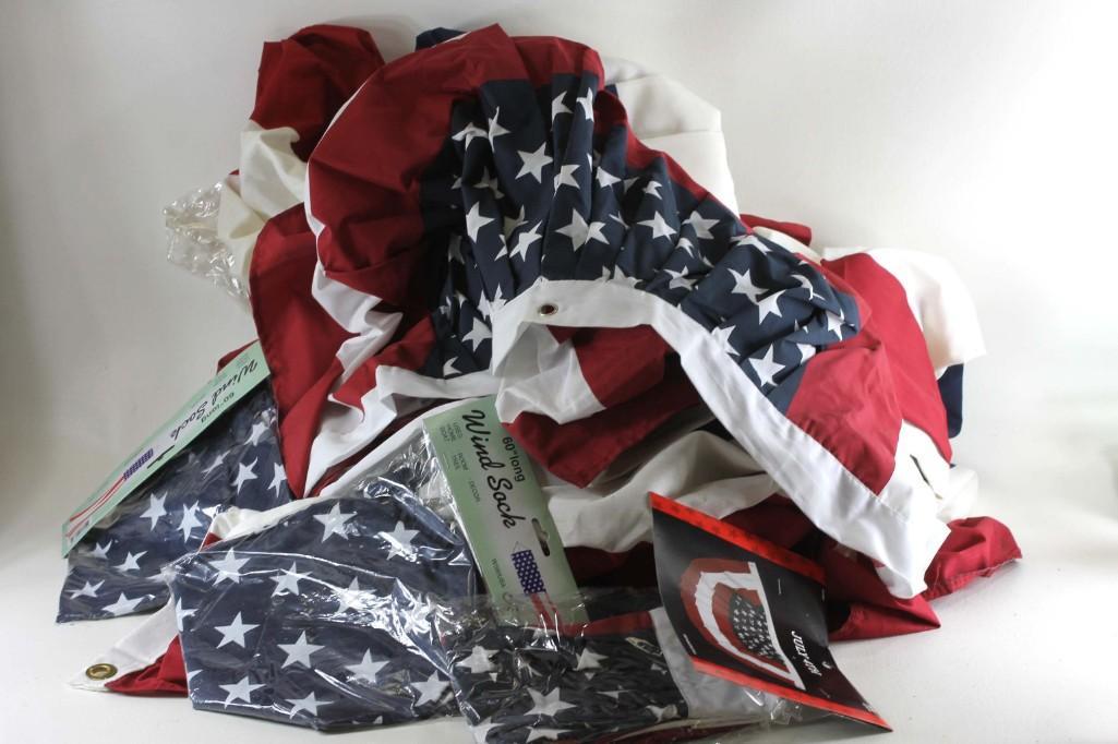 Lot of United States Flag Decor Items: Lot of United States Flag Decor Items