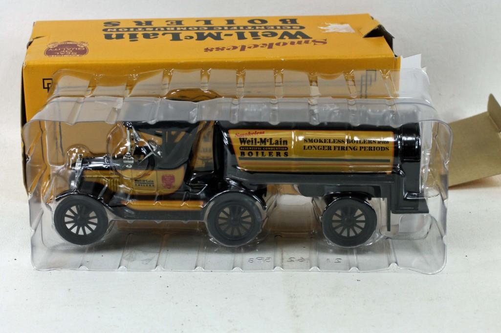 Ertl 1918 Ford Runabout Tanker Die Cast Metal Vehicle (1 of 5)