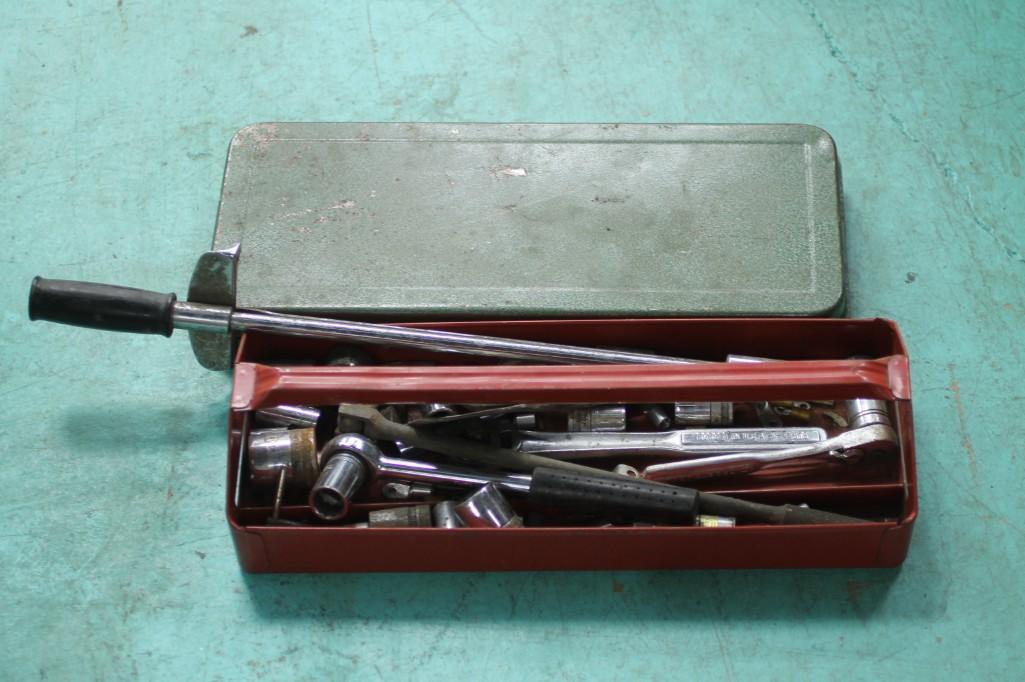 Toolbox full of sockets and socket wrenches (1 of 7)