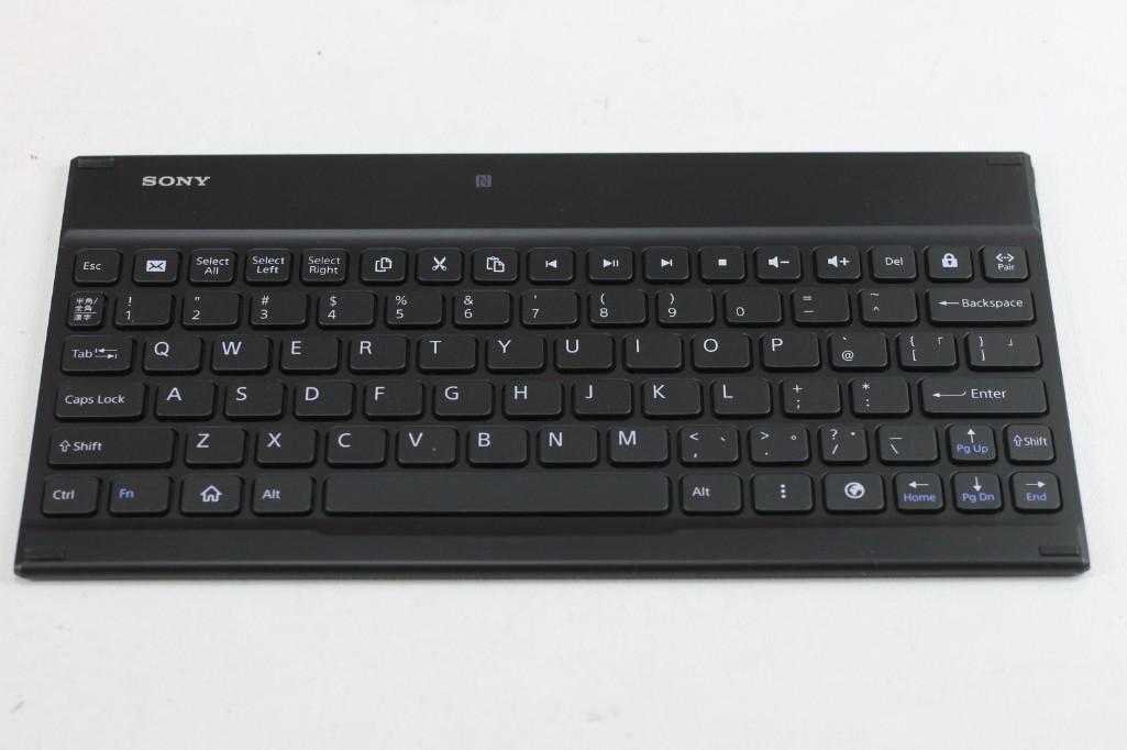 Stack of roughly 28 Sony BKB10 Bluetooth Wireless (1 of 5)