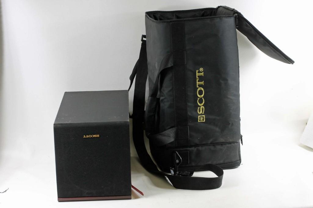 Scott Speaker with Case (1 of 9)