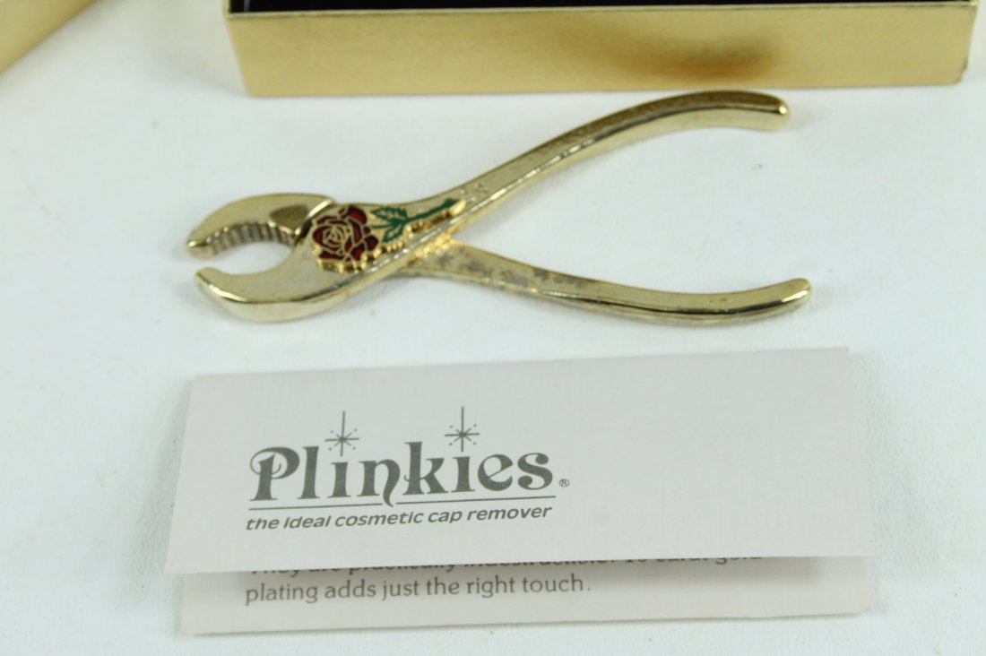 Plinkies Pliers: Plinkies Pliers "The ideal cosmetic cap remover" 16k plated gold apparently. Comes with a box.
