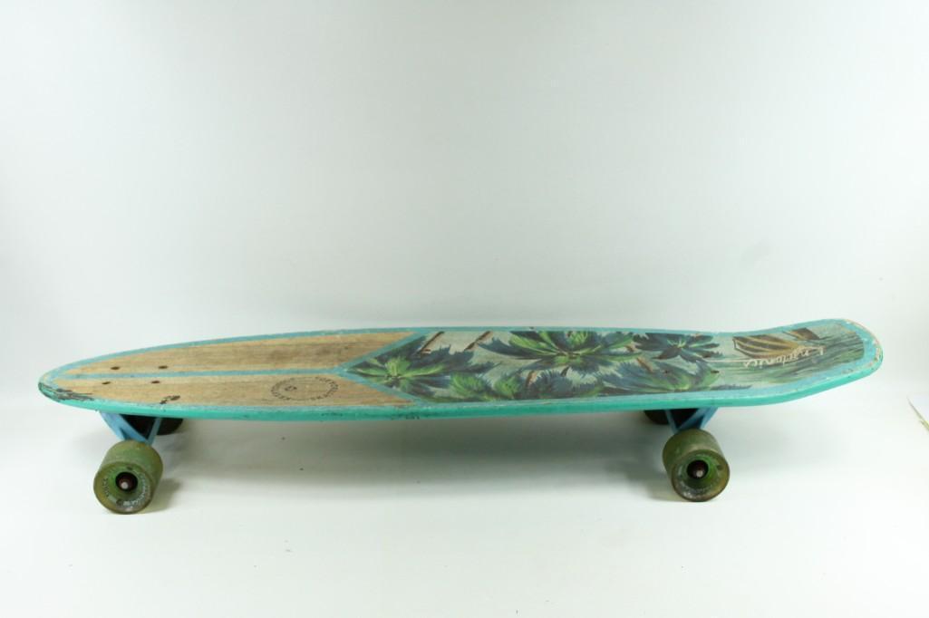 Hawaiian Themed Kryptonics Skateboard (1 of 8)