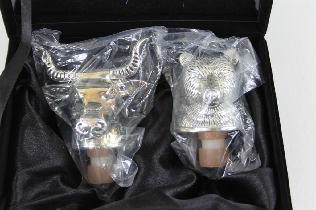 Nieman Marcus Stock Market Bull and Bear Wine Bottle: Nieman Marcus Stock Market Bull and Bear Wine Bottle Stoppers New in box