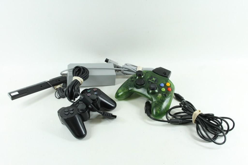 *Video game lot (1 of 4)