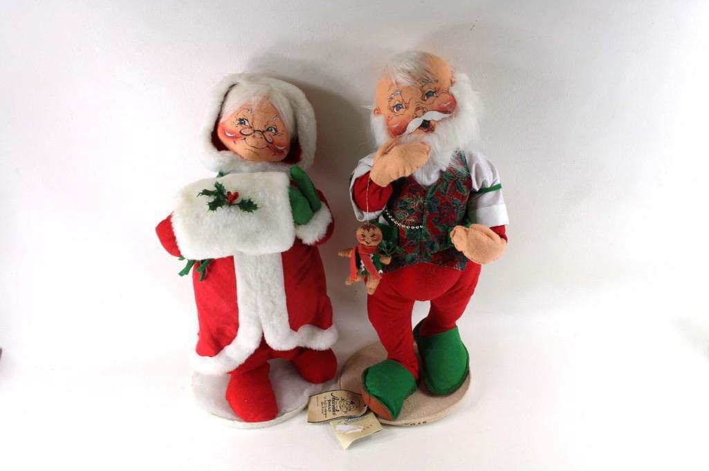 Pair of Annalee Dolls Santa and Mrs Claus (1 of 5)