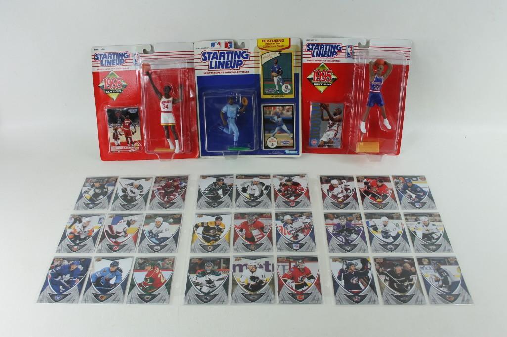 Lot of 3 Starting Lineup Figures and Hockey Cards (1 of 3)