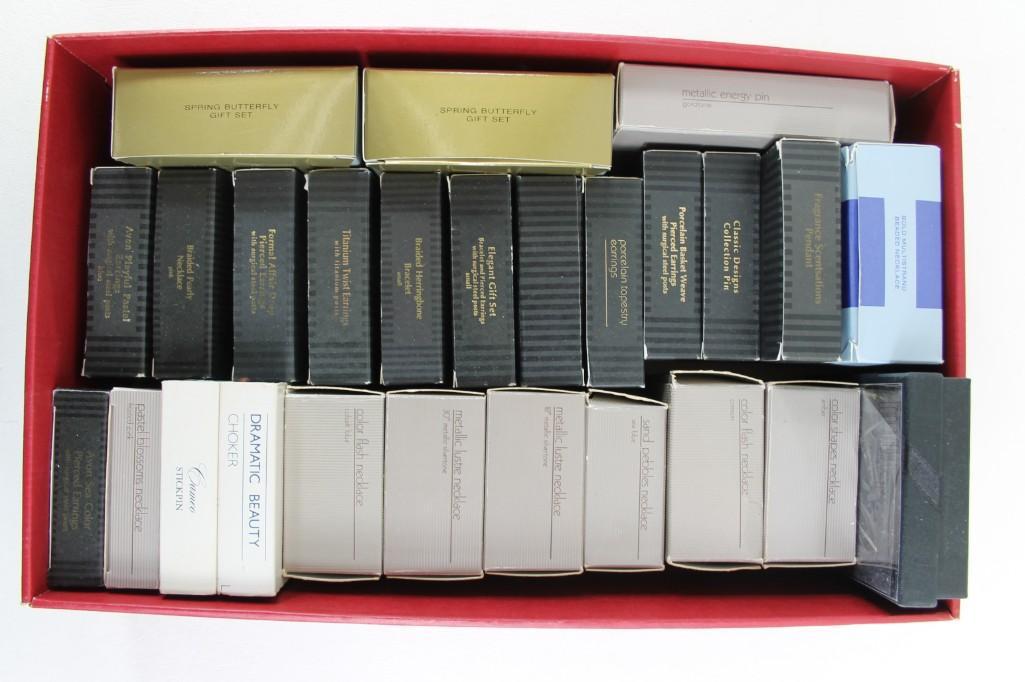 Lot of Avon Costume Jewelry in Original Boxes: Lot of Avon Costume Jewelry in Original Boxes