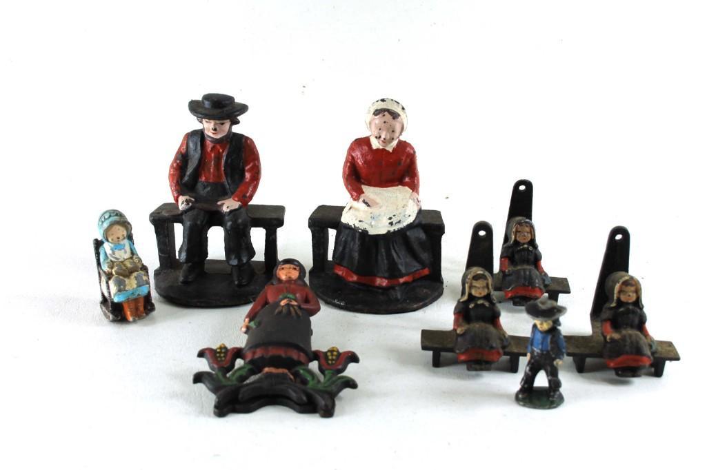 Set of 8 Amish / Mennonite Cast Iron Figurines: Set of 8 Amish / Mennonite Cast Iron Figurines