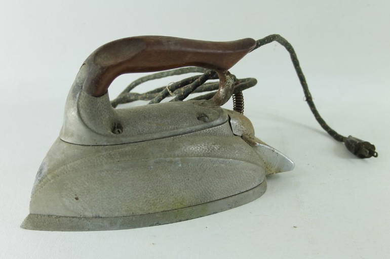Steam O Matic Antique Iron