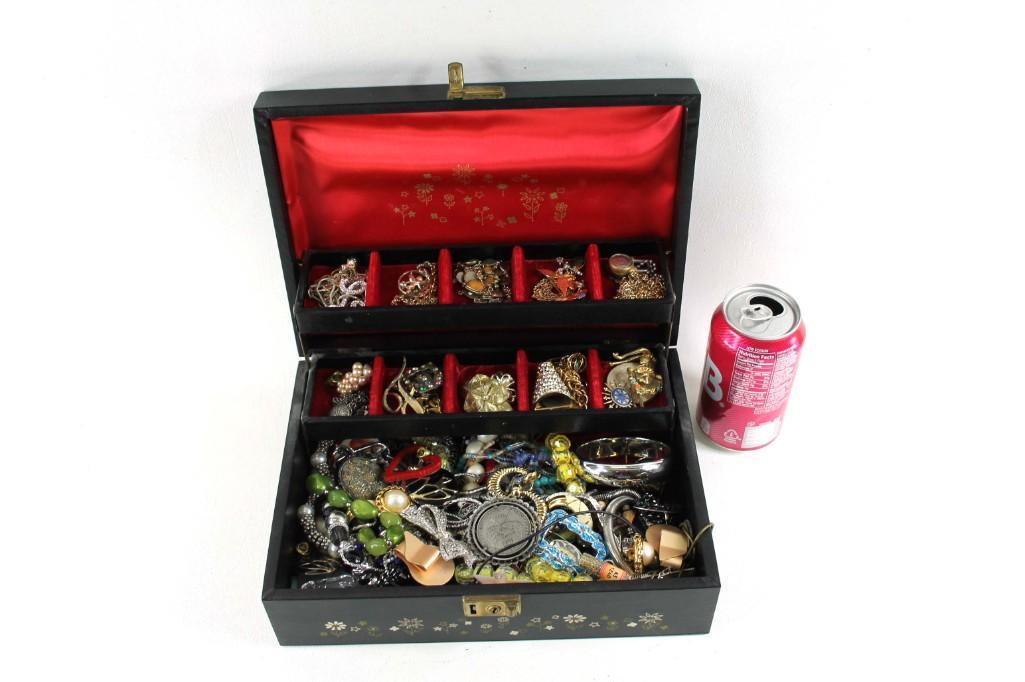 Jewelry Box full of Costume Jewelry: Jewelry Box full of Costume Jewelry