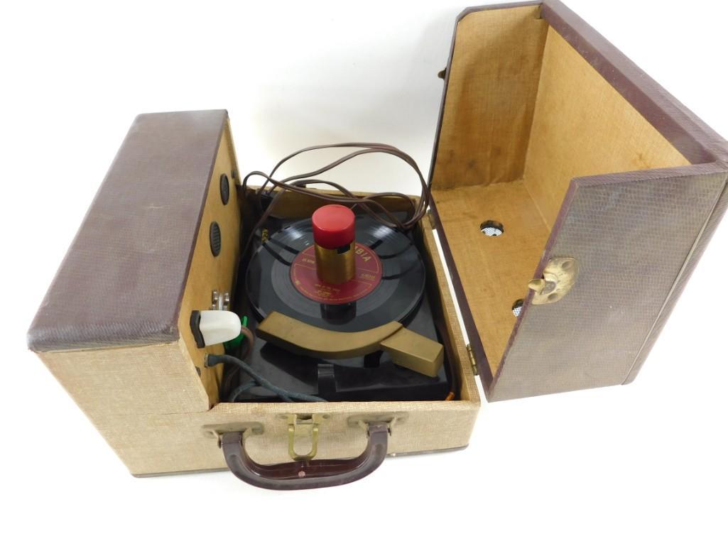Vintage Record Player for 45 RPM Records: Vintage Record Player for 45 RPM Records