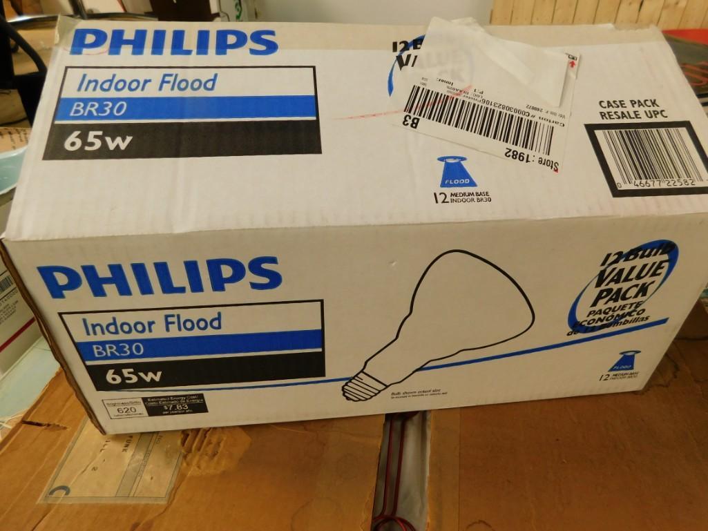 Case of 9 Philips Indoor Flood BR30 65 Watt Bulbs: Case of 9 Philips Indoor Flood BR30 65 Watt Bulbs