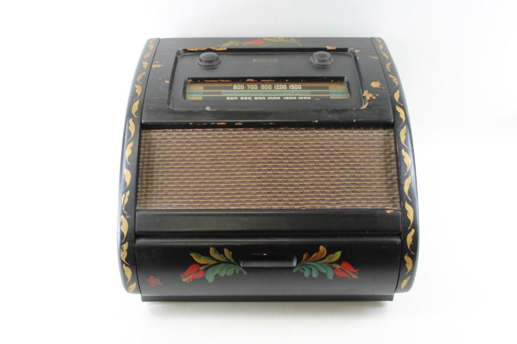 Antique Philco Radio and Phonograph or Record Player (1 of 9)