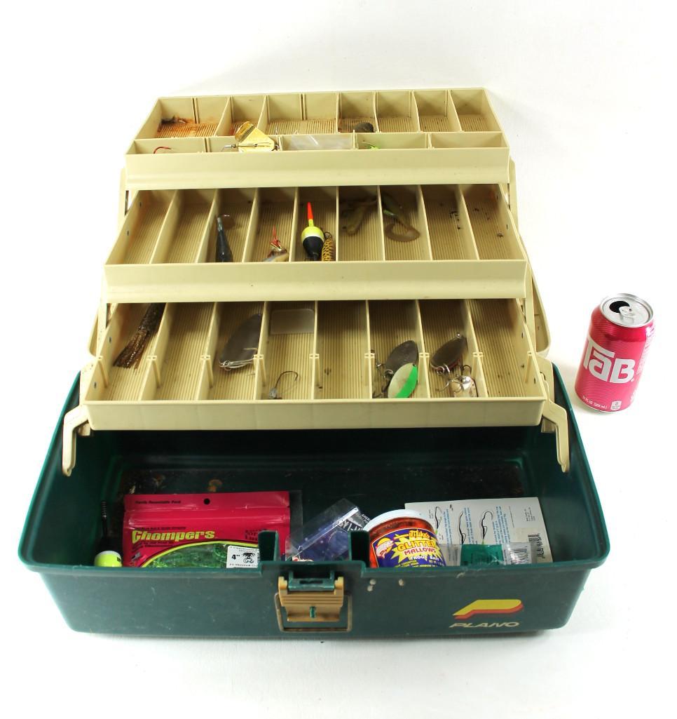 Fishing Tackle Box with Lures (1 of 4)